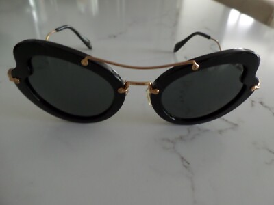 【サチ)Miu Miu flower sunglasses miu-miu-mu-03zs-vau06b-hd-