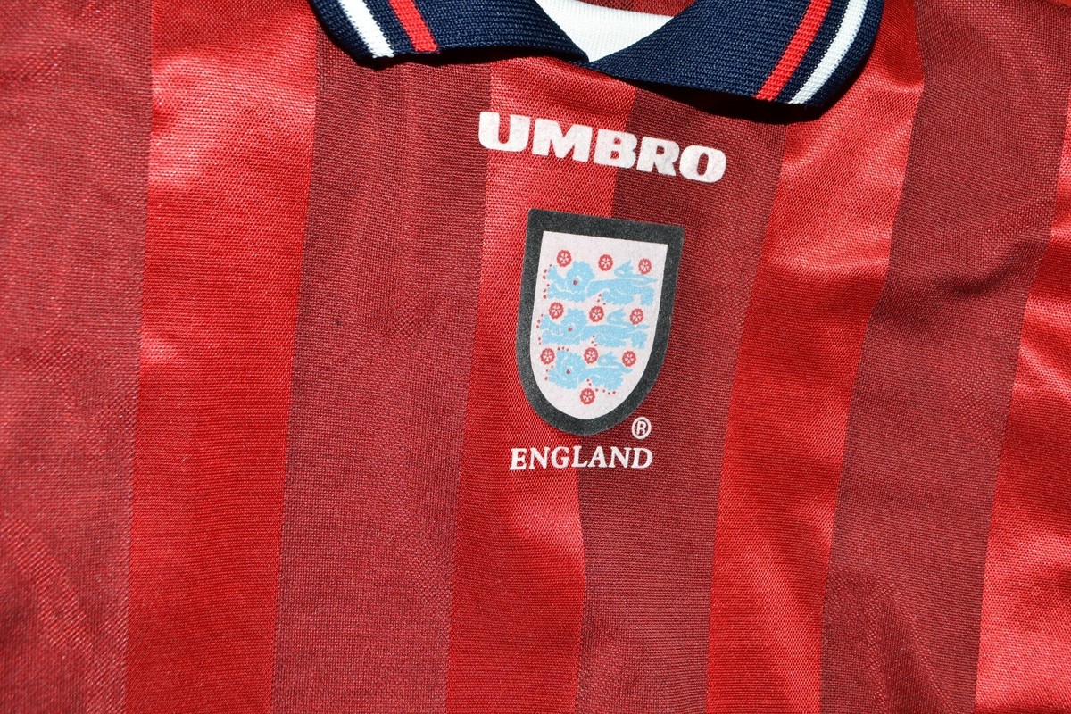 ENGLAND 1997/1999 AWAY FOOTBALL SHIRT UMBRO S/M KIDS | eBay