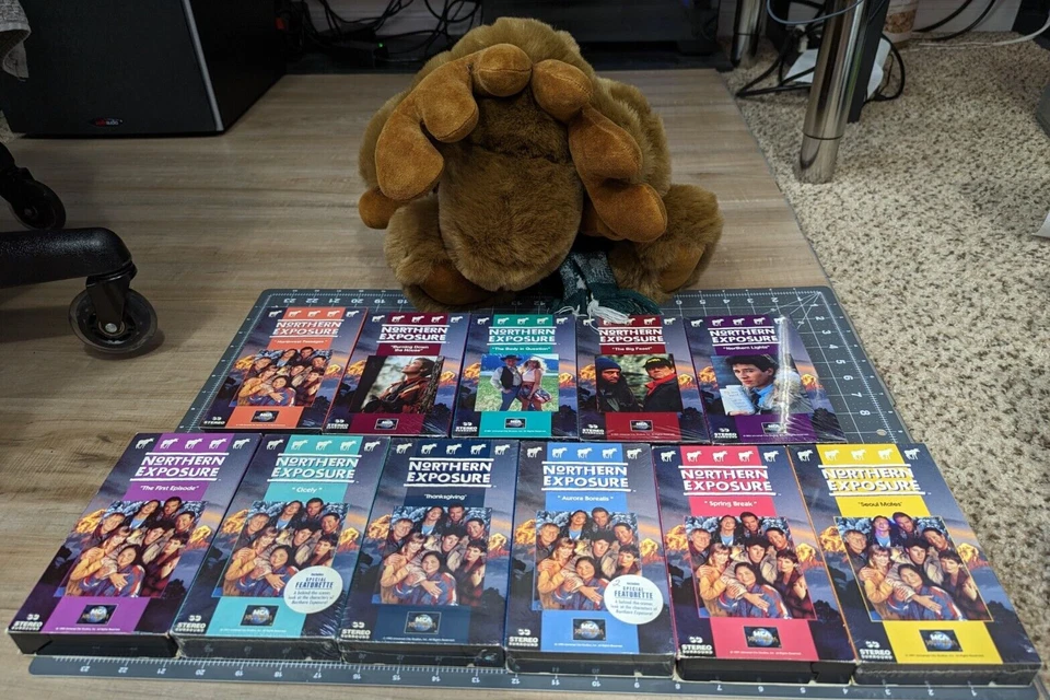 COMPLETE Northern Exposure 11  VHS SET Stuffed Moose Official Mostly NEW - Image 2 of 4