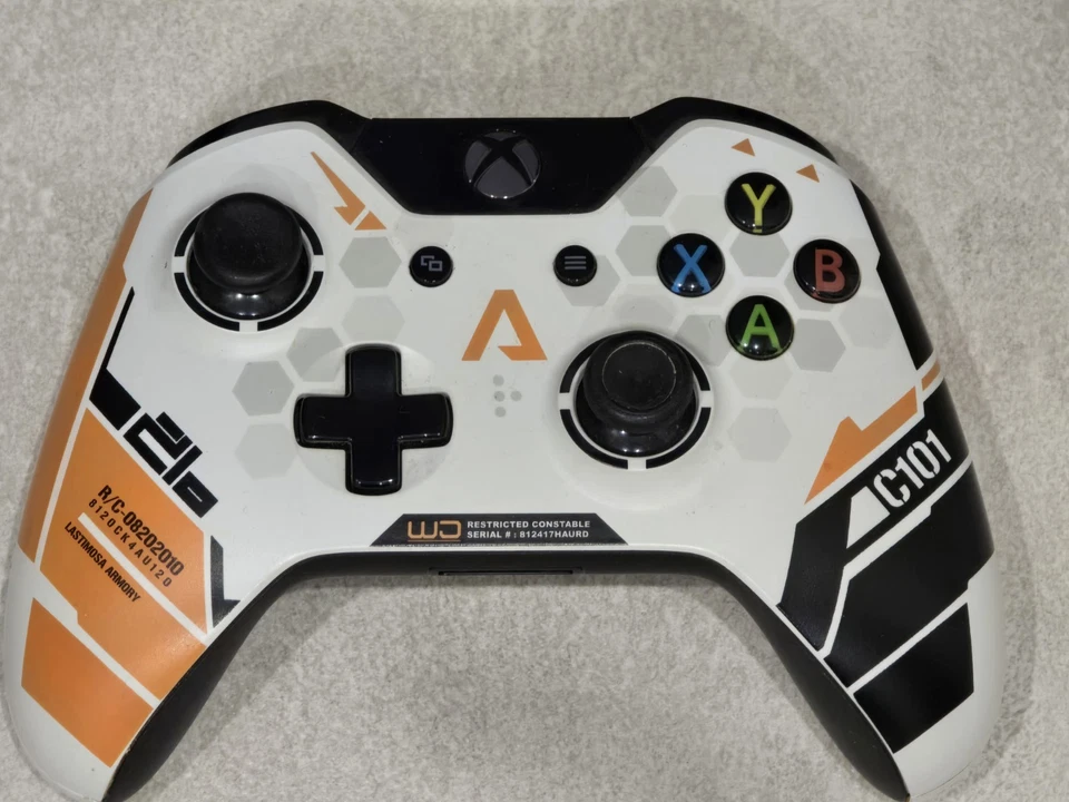 Microsoft Xbox One Titanfall Limited Edition Controller Tested Boxed - Immagine 2 di 4