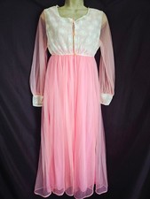 Vtg 60s Mod Hot Pink Sheer Peignoir Robe Daisy Lace Long Nightgown Nylon SET M