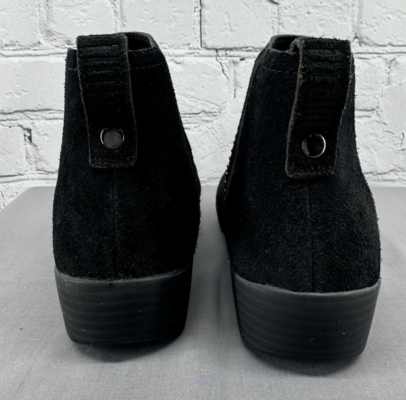 FitFlop SuperChelsea Black Suede Studded Pull On Ankle Boots Size 41 US 9 image 4