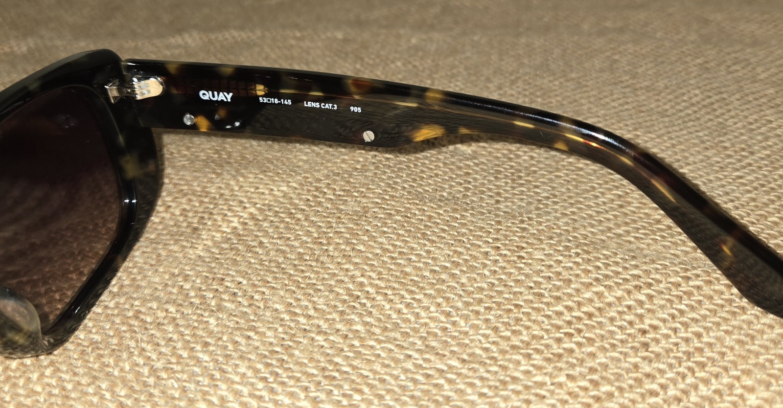 QUAY Karma Tortoise Brown Rectangle Sunglasses Wo… - image 7