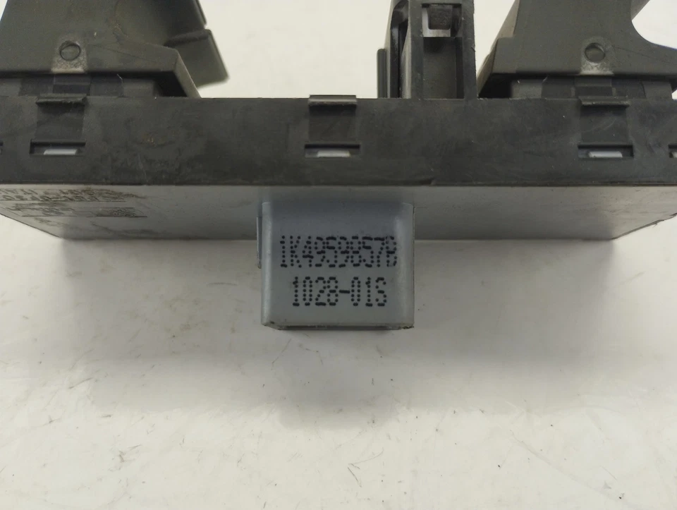 1K4959857B INTERRUPTOR VENTANA DELANTERO IZQUIERDO / 155829 SEAT ALTEA XL 5P5, 5P8 1.9 Foto 4 de 4