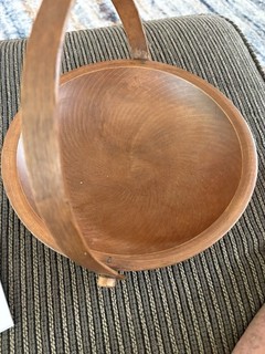 Vintage Genuine Woodcroftery USA 9" dia Shallow Wood Bowl w Fold Down Handle