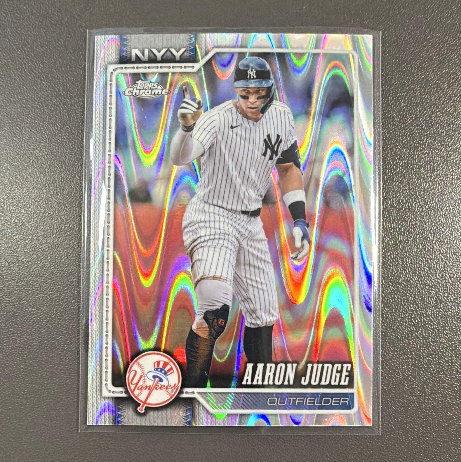 Topps Chrome 2026 Aaron Judge New York Yankees RayWave Refractor #100