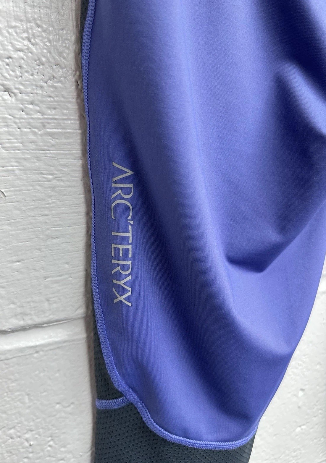 Arcteryx Athletic Capri Compression Leggings / Bl… - image 3