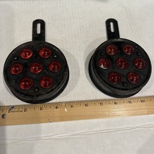 FIREBALL 2 REFLECTORS Round Kay-Dee 4.25" Automobile Black Red Metal Glass