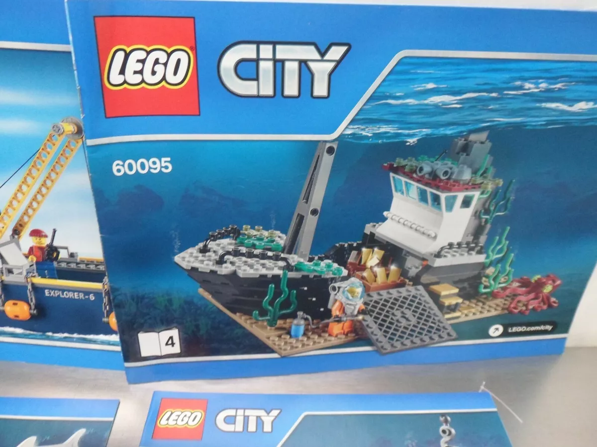 LEGO City Deep Sea Explorers 60095 Exploration Vessel Building Kit