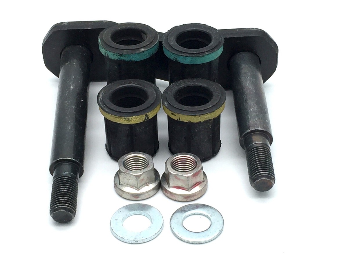 TOYOTA 04483-0K030 Shackle Kit Right Rear Spring 044830K030