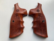 New Grip For S W, K/L Frame Square Butt Grips, Checkered hardwood; Ksq02