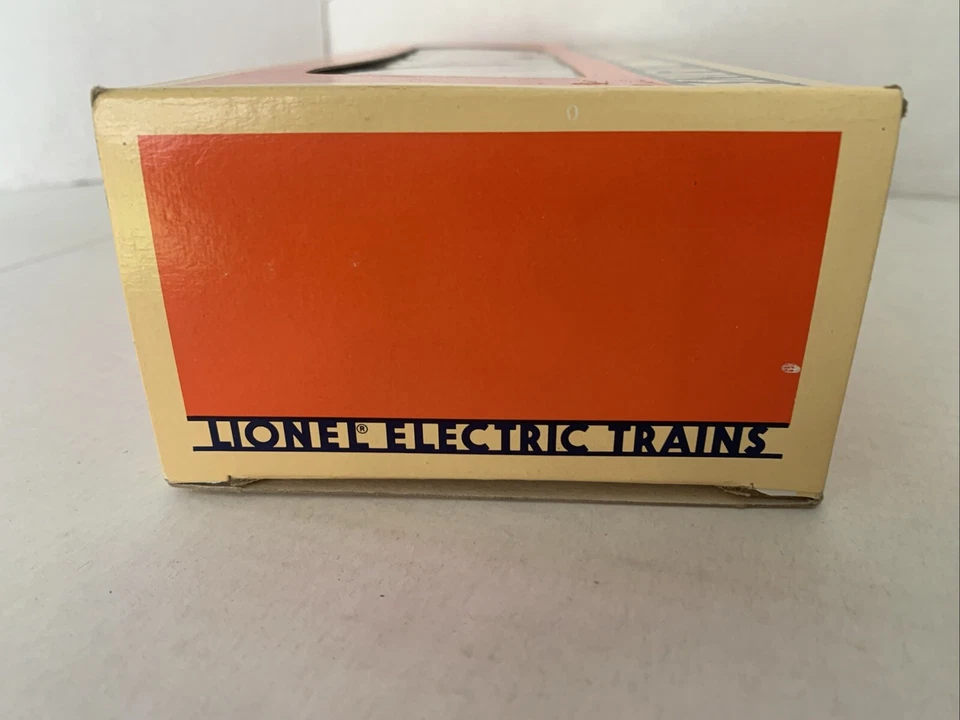 Lionel Trains 6-19938 Lionel Christmas Box Car 1995, O Gauge, NIB - Image 3 of 4
