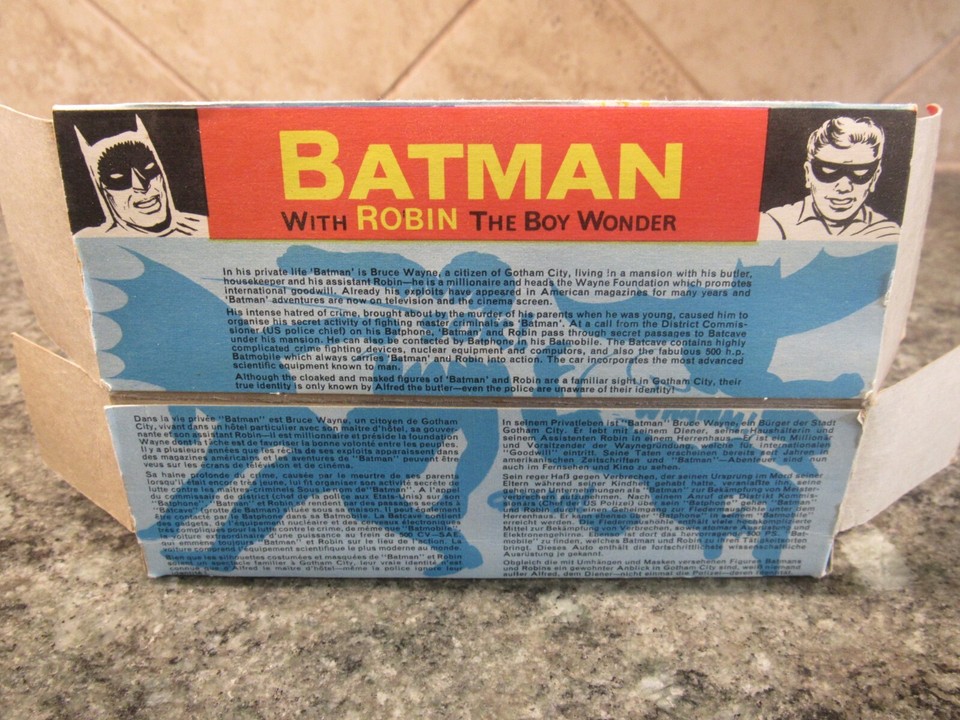 Corgi 267 Batmobile 1st Edition 1966 Original Box with Plinth Rockets ...