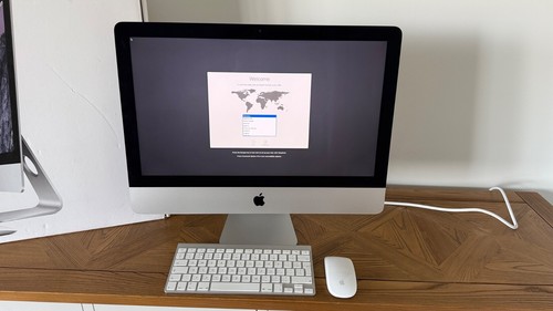 Apple iMac 21.5" Intel Quad Core i5 2.8GHz - 8GB 1TB Very Little Use - Boxed - Afbeelding 3 van 16