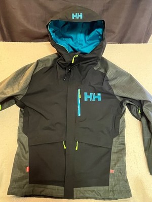 HELLY HANSEN Fernie Jacket (S/P).  The Best-Looking Ski Jacket in This Listing.
