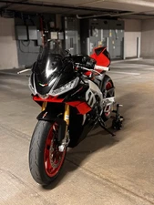 2021 Aprilia Tuono v4 factory 