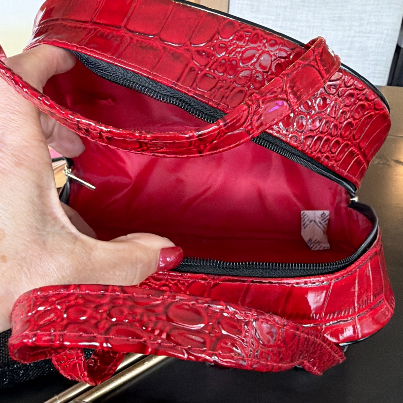 Elizabeth Arden Red Hot Croc Holiday Color Collection Partial Gift Set NEW