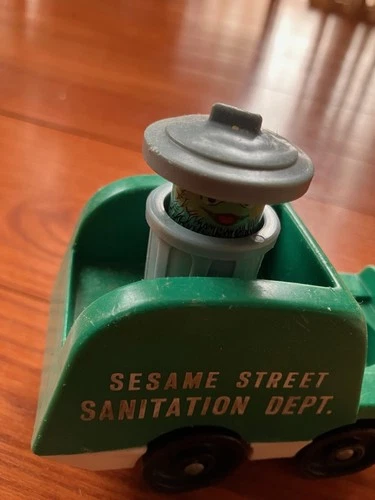 Vintage Fisher Price Little People Sesame Street Oscar Garbage Truck Toy