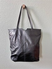 Wilson's Leather Tote Bag in Gun Metal Silver Metalic
