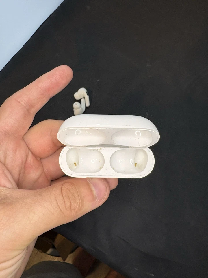 正品 - Apple AirPods Pro 第 1 代 A2190 Magsafe 耳机盒 — 第 3/3 张图片