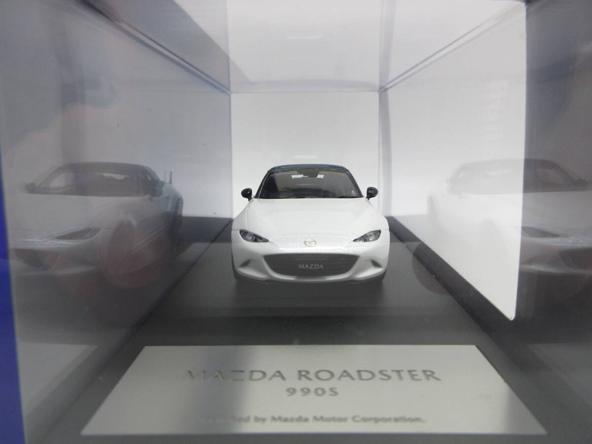 Near Mint Mazda Roadster ND 990S 1/43 Dealer Exclusive Near Mint Mazda Roadster ND 990S 1/43 Dealer Exclusive