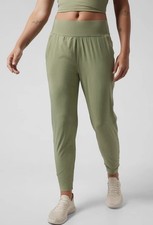 Athleta NWT Run With It Jogger Pants In Eucalyptus Olive Size Medium Athleisure
