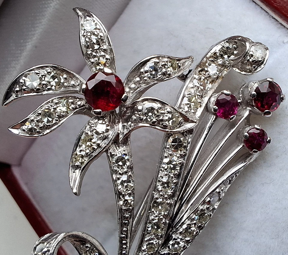 Platinum 1Ct VS Diamond H Colour & Ruby Floral Deco Brooch Pin Heavy 8g - Image 2 of 4