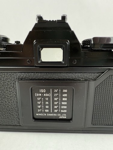 Minolta X-700 35mm Film Camera W/ Lenses 135mm 1:3.5 & 50mm 1:1.7 Fully Tested - Picture 7 of 24
