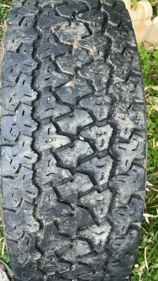 pneu 31x10,50 r15lt   FIRESTONE WILDERNESS - Photo 1/1