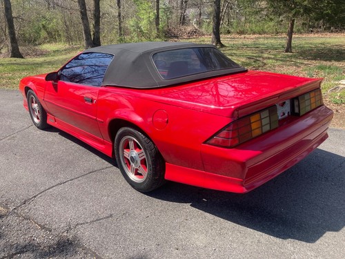 1991 Chevrolet Camaro - Picture 16 of 23