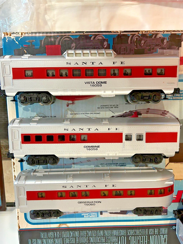 LIONEL 6-11739 #1 SANTA FE SUPER CHEIF AA ALCO 3-PASS.CAR SET LK/N-OB - Picture 10 of 11