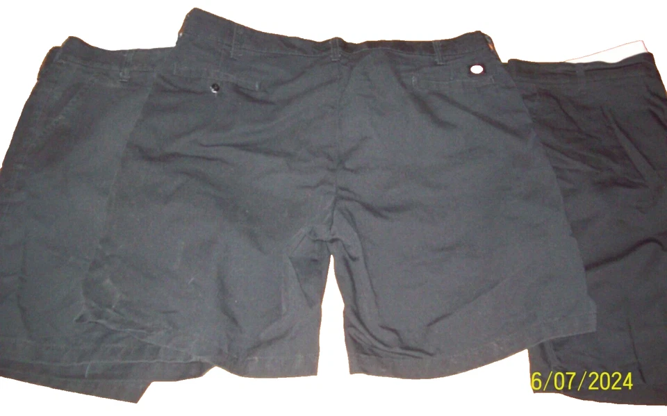 Red Kap Shorts LOT 3 Pair Mens BELTLOOPS Pockets WAIST 42 BLACK Work INSEAM 9" - Image 4 of 4