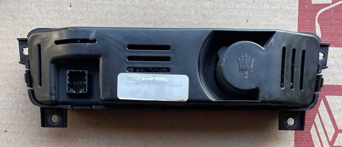 04 05 06 07 08 Maserati Quattroporte M139 A/C Heater Climate Control