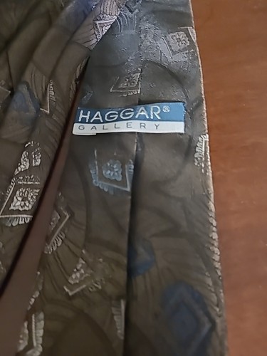 Haggar Gallery Polyester Blend Geometric Print Tie - Picture 2 of 3