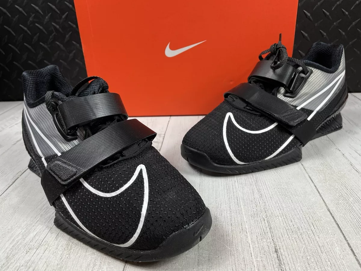 SAMPLE Size 10.5 M Nike Romaleos 4 Black White Weightlifting Shoes CD3463 010
