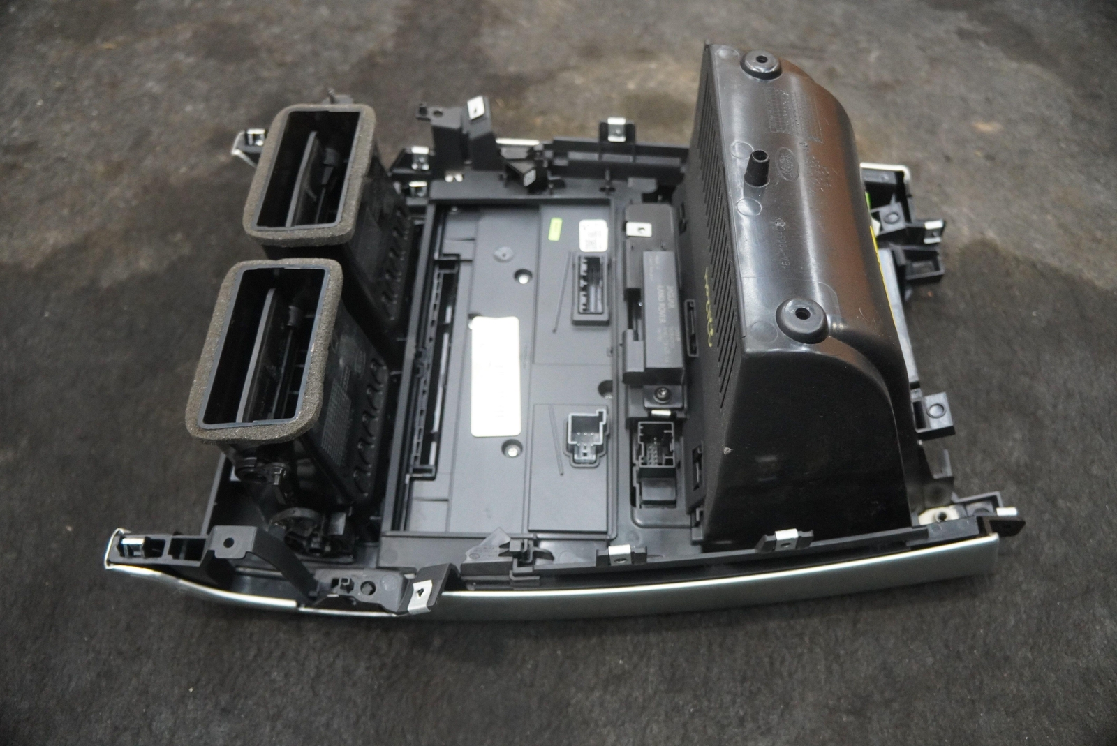 Dash Air Vent Climate Control Switch LR107475 Land Rover Discovery