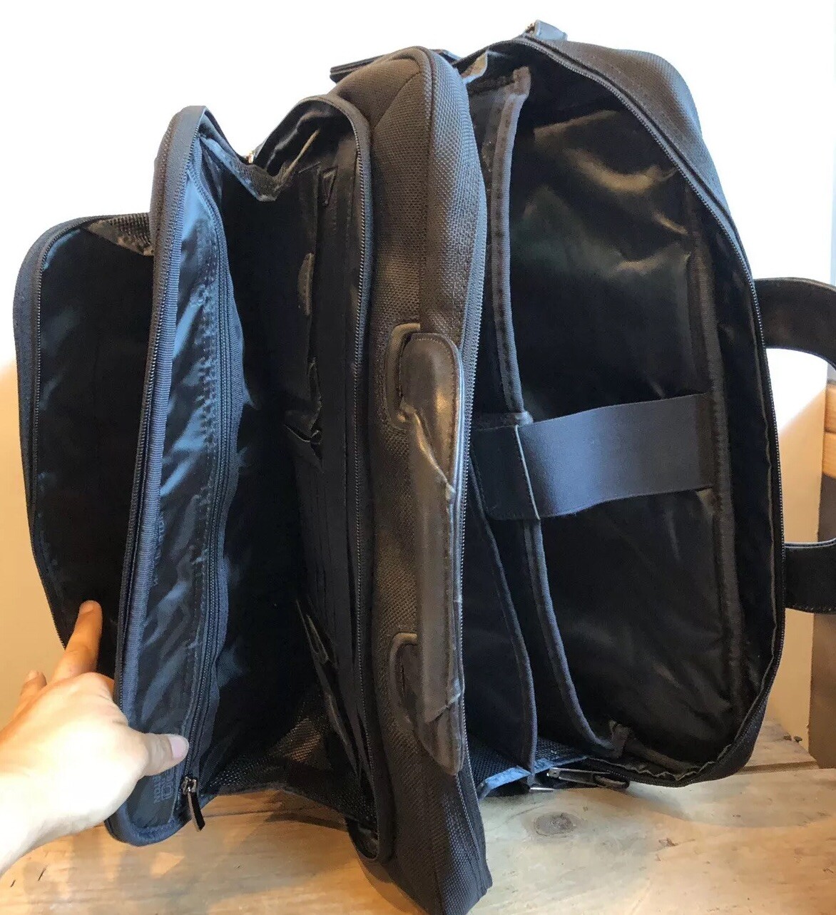 Zero Halliburton Black Nylon Padded Laptop Case Bag Briefcase Business