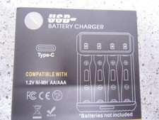 Universal USB Akkuladegerät NiMH & NiCd für AA AAA