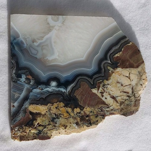 BANDED AGATE SLAB ~ 109 grams / rough jasper mineral rock cab - Picture 4 of 16