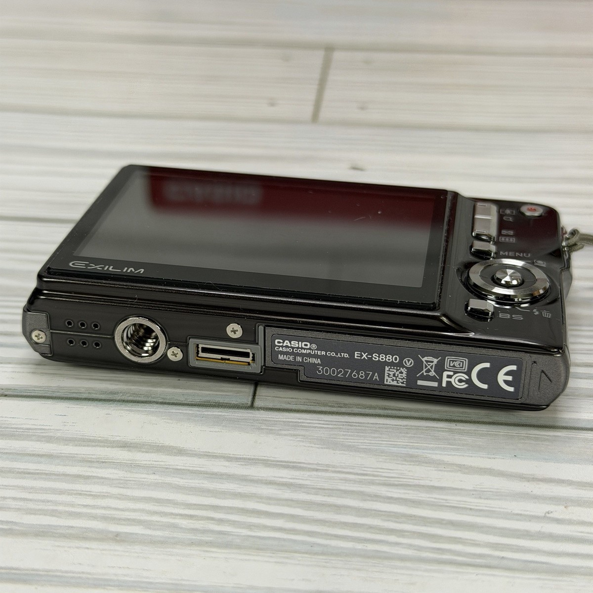 READ Casio Exilim EX-S880 Black 8.1MP Digital Camera Bundle TESTED