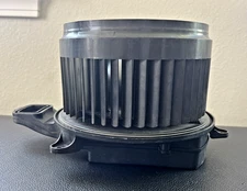 Paccar Mahle W205701100 fits Kenworth T880 Blower Motor (HVAC)