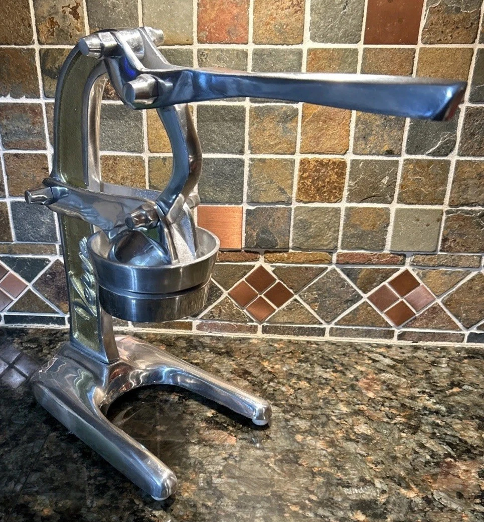 Juicer Verve Culture Manual Cast Aluminum Professional Grade
