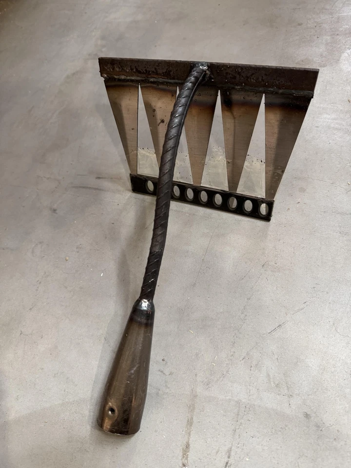 Gartenrechen Unkrauthacke Unkrautentferner 5-Zahn Werkzeug Garten Harke Stahl - Bild 3 von 4