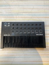 Arturia MiniLab Universal MIDI Controller MKI...