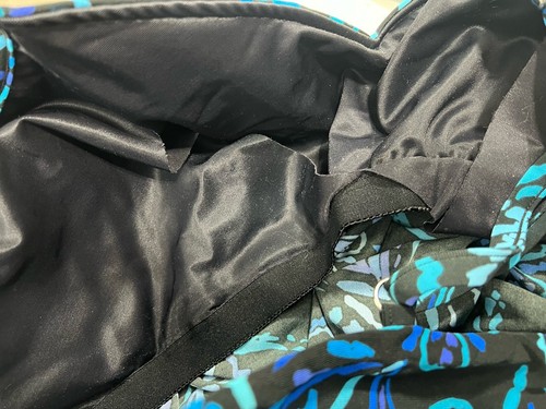 Trimshaper Women's Tankini Swim Bathing Suit Top Sz 24W Black w Blue Flowers - Picture 7 of 9