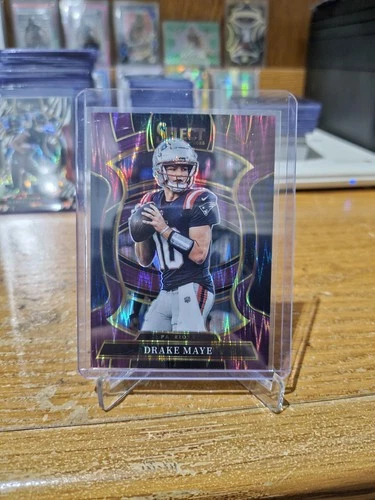 2025 Panini Select Drake Maye Purple Shock /699 - Patriots