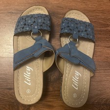 BNWT Lilley Women's Summer Sandal Size 5 Flower Design Instep Flats