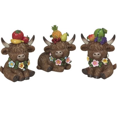 Highland Cow with Summer Fruit Hat & Flowers Set 2822700
