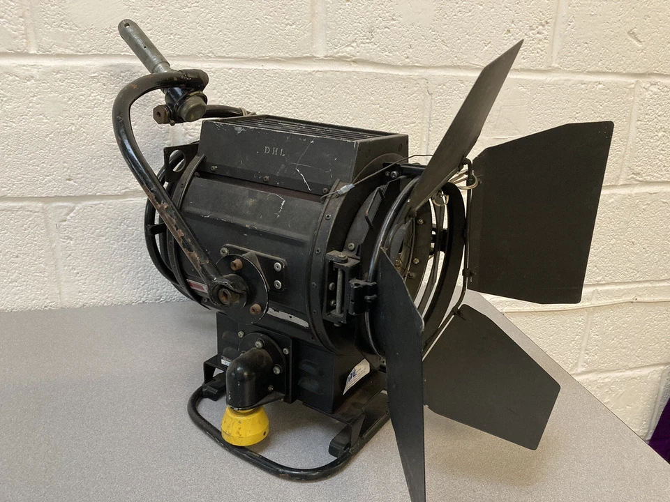 Bebé Lee Colortran 2kw - con bombilla Foto 2 de 4