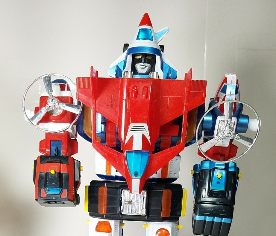 Voltron Y&K GB-36 1981 Diecast Japan & Dairugger Japan 1982 Voltron Y&K GB-36 1981 Diecast Japan & Dairugger Japan 1982